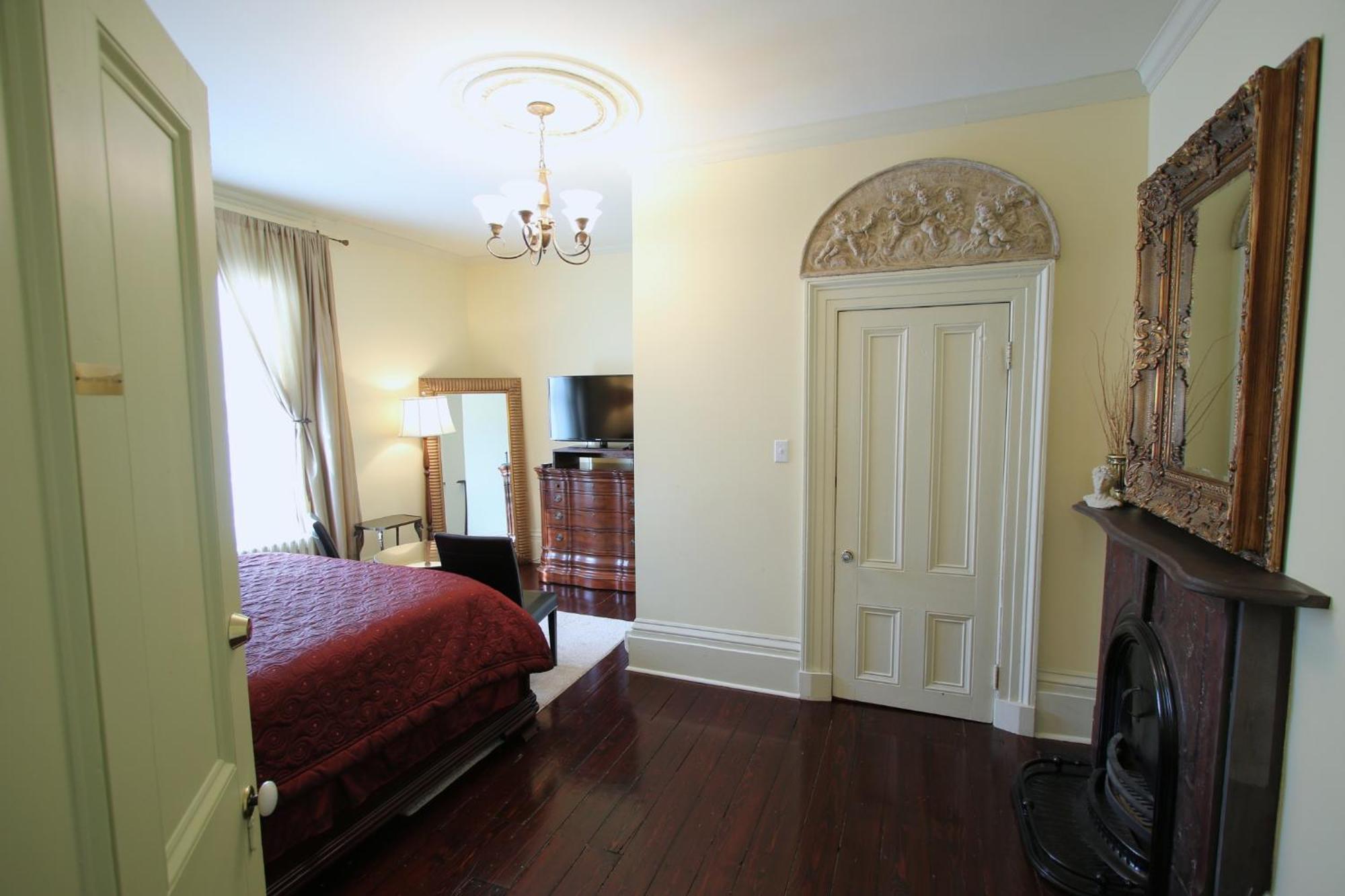 The Rendell Shea Manor Hotel St. John's Room photo